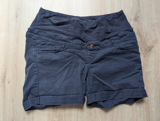 Graviditetsshorts fra H&M